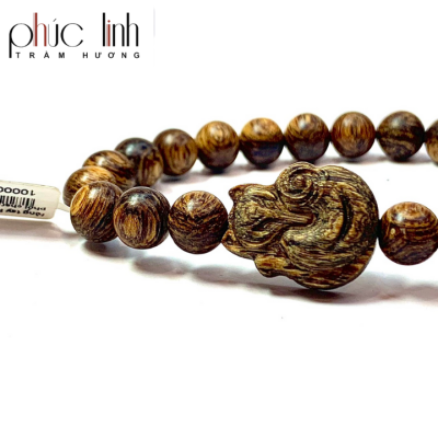 Phuc Linh Agarwood Chips Bracelet 8Mm Mix Fox Charm