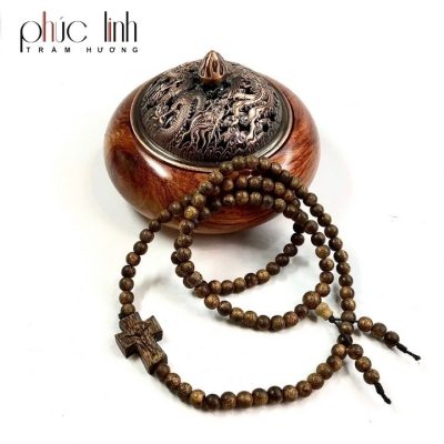 Phuc Linh Laos Toc 6Mm Mix Agarwood Crucifix Charm Necklace