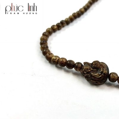 Phuc Linh Toc 6Mm Mix Agarwood Fox Charm Necklace