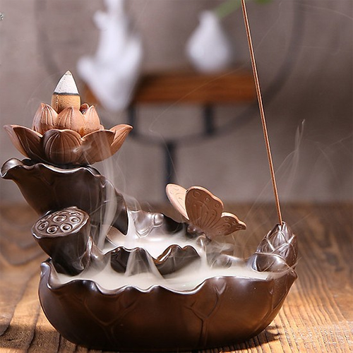 Backflow Incense Cones Reduce Musty Aromas And Fragrances In The Living Room Or Dwelling.