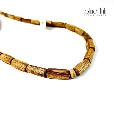 Phuc Linh Malaoke Agarwood Necklace