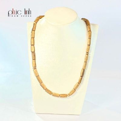 Phuc Linh Malaoke Agarwood Necklace