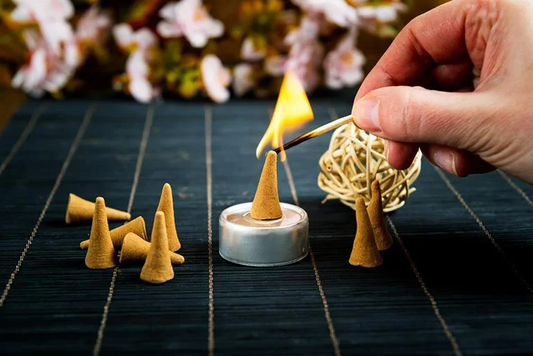 How To Put Out Incense Cone? Attracts Good Fortune And Wealth